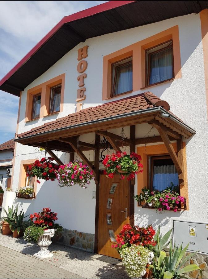 Hotel Zaulek Olszyna  Экстерьер фото